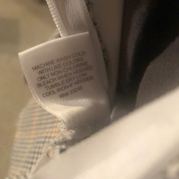 New York & Co Blouse and plaid belted corset - Picture 3 of 3